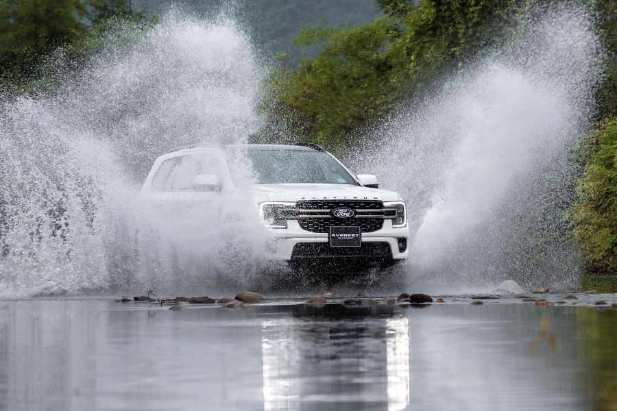 ford everest 2.3 ecoboost