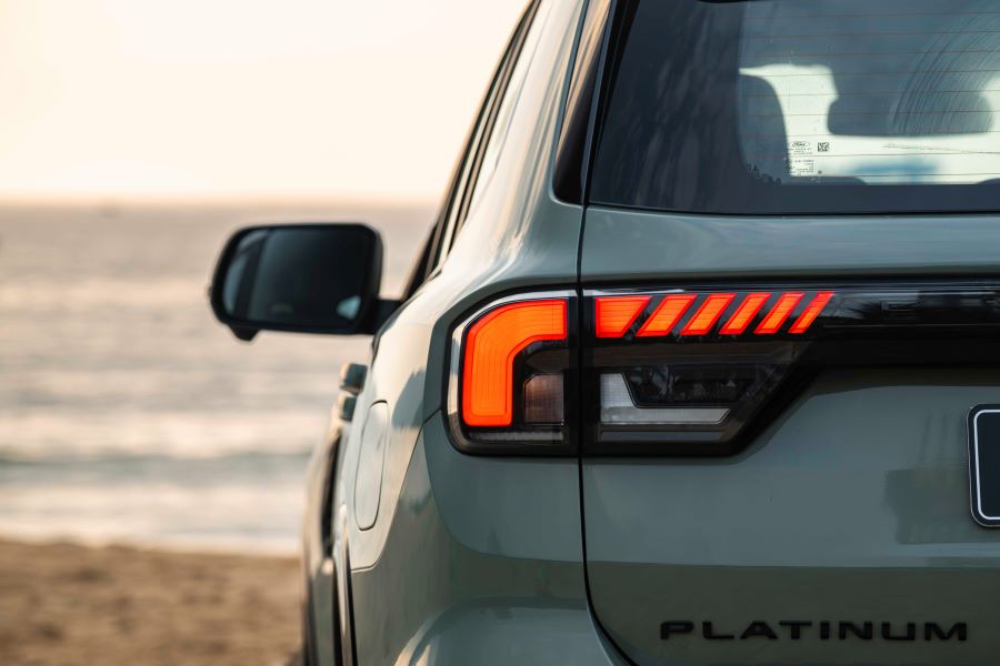 Giá ford everest mới
