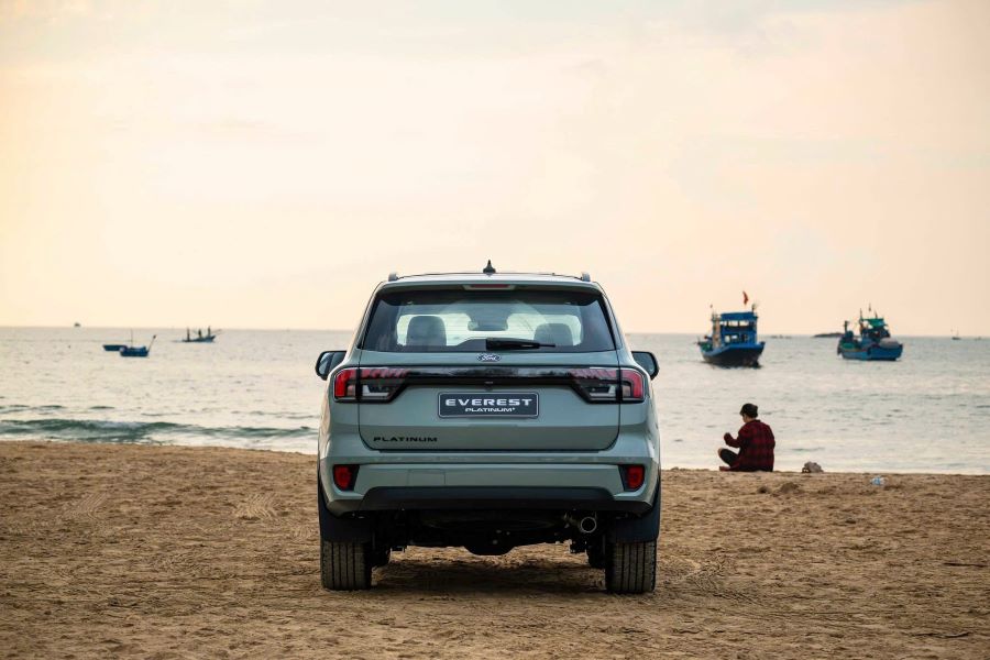Giá xe ford everest