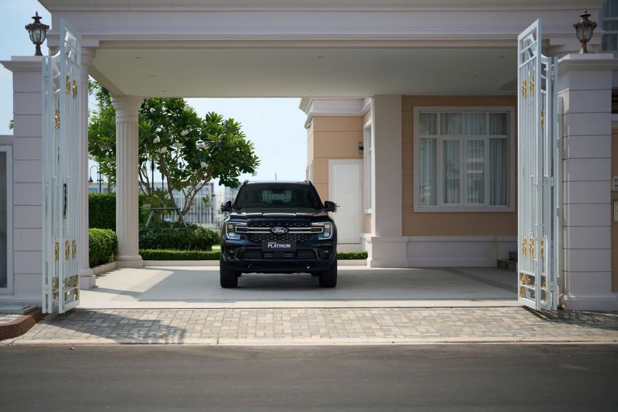ford everest sport